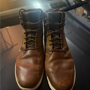 Timberland Mens Parker Mid Lace Sneaker Rust Full Grain Excellent condition Sz10